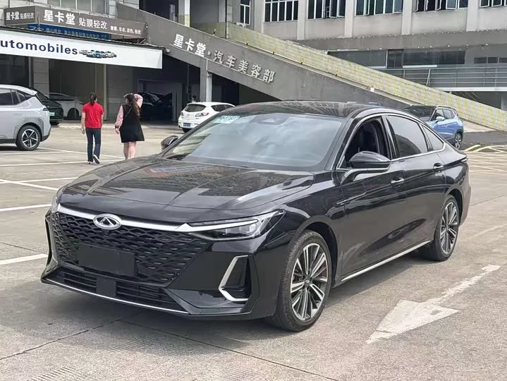 Chery Arrizo 8