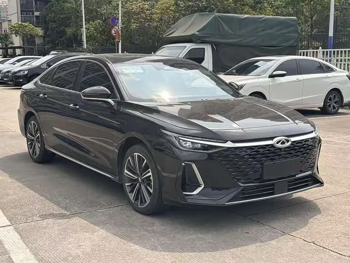 Chery Arrizo 8