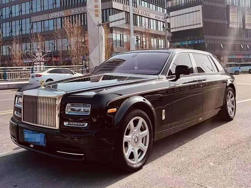 Rolls-Royce Phantom