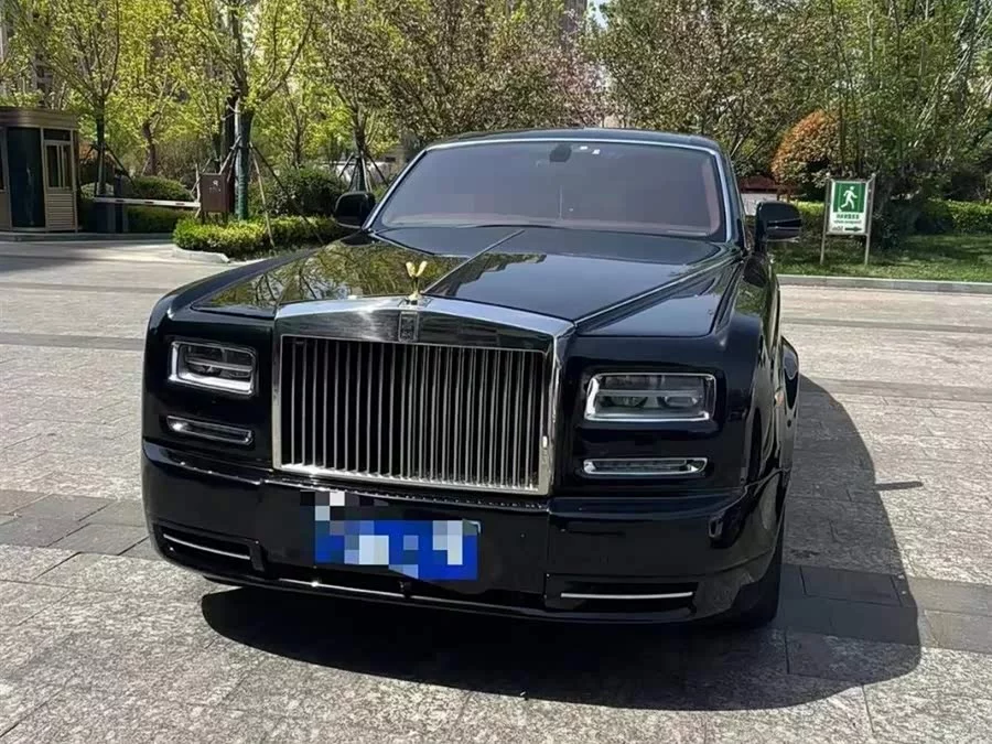 Rolls-Royce Phantom