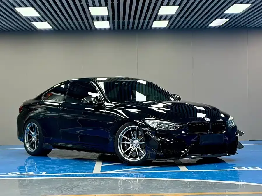 BMW M4