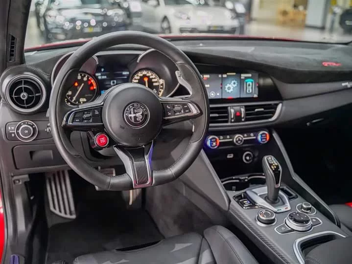 alfa romeo Giulia Juliet