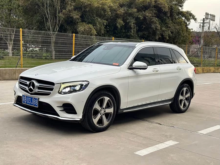 Mercedes Benz GLC