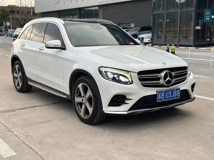 Mercedes Benz GLC