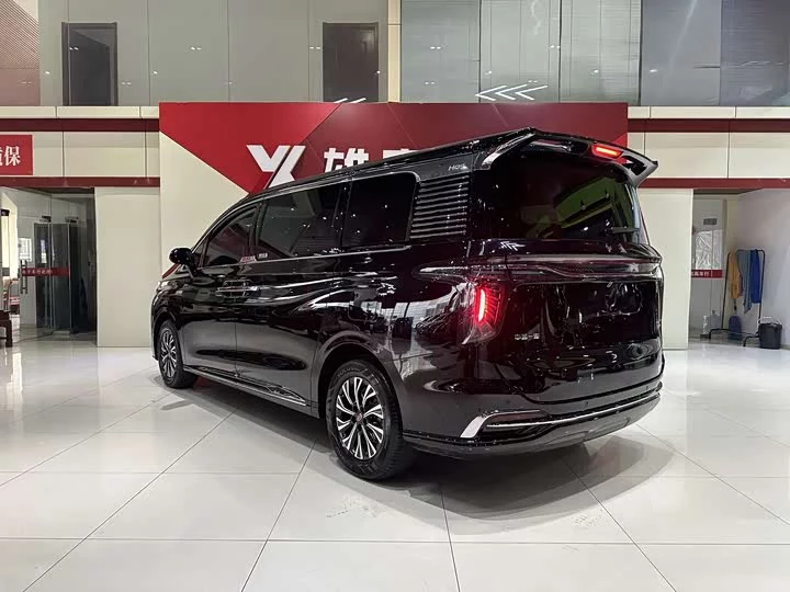 Hongqi HQ9 PHEV