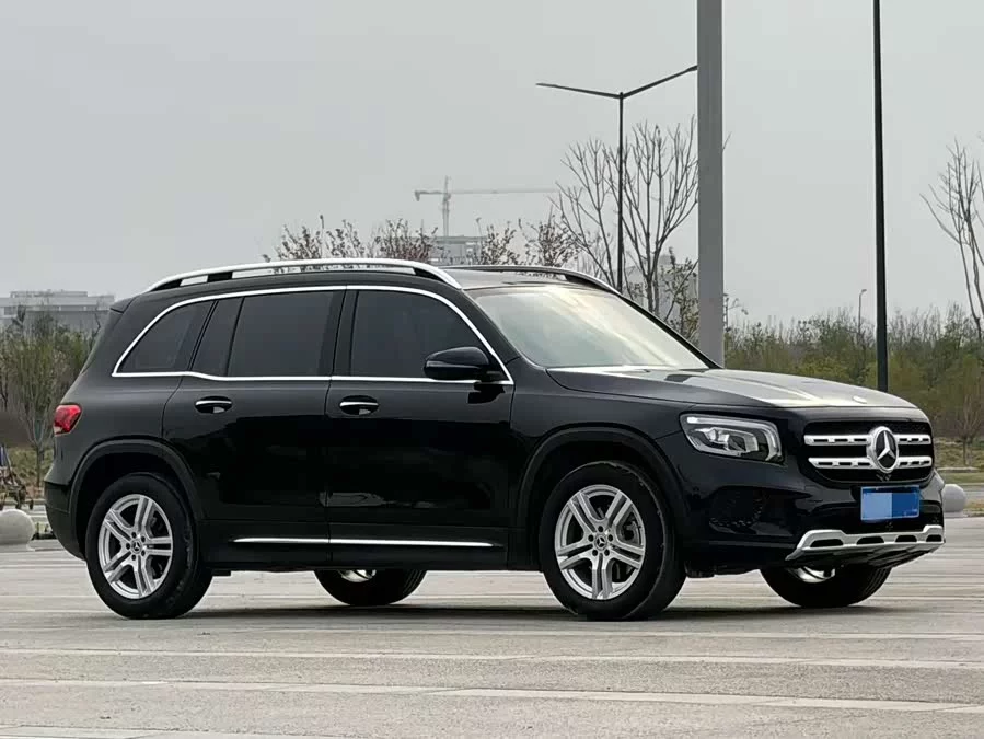 Mercedes Benz GLB