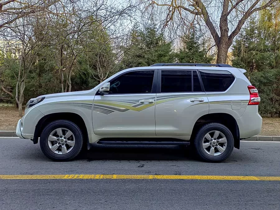 Toyota Prado