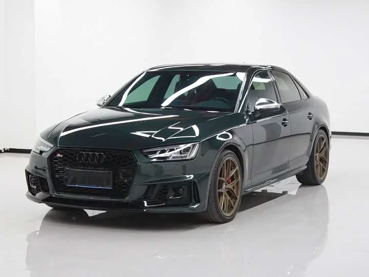 Audi S4