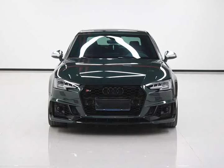 Audi S4