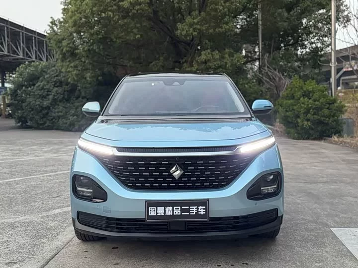 Baojun RM-5
