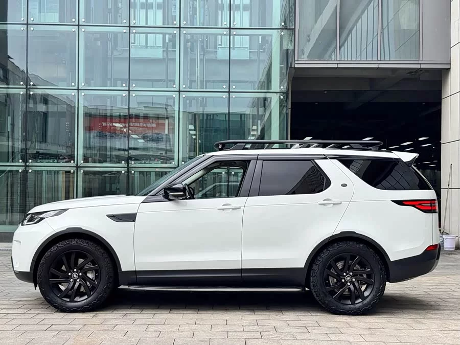 Land Rover finds