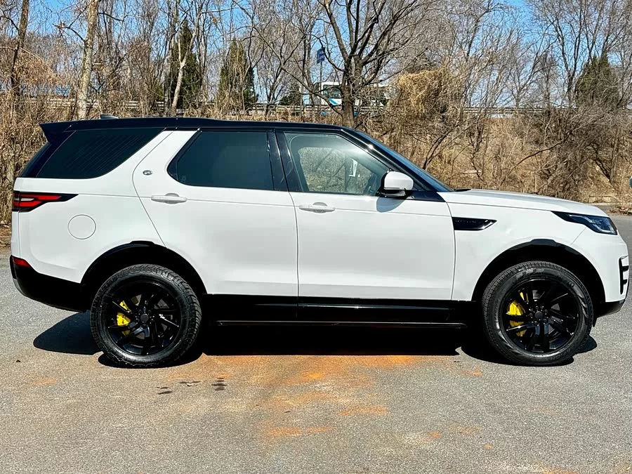 Land Rover finds