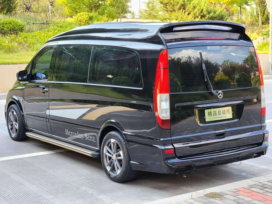 Mercedes Benz Vito