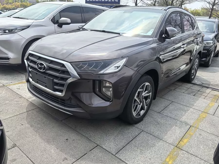 Hyundai Tucson