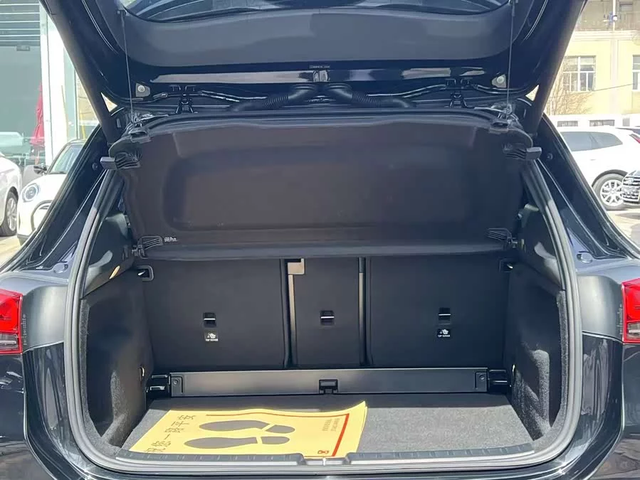 Mercedes Benz GLA