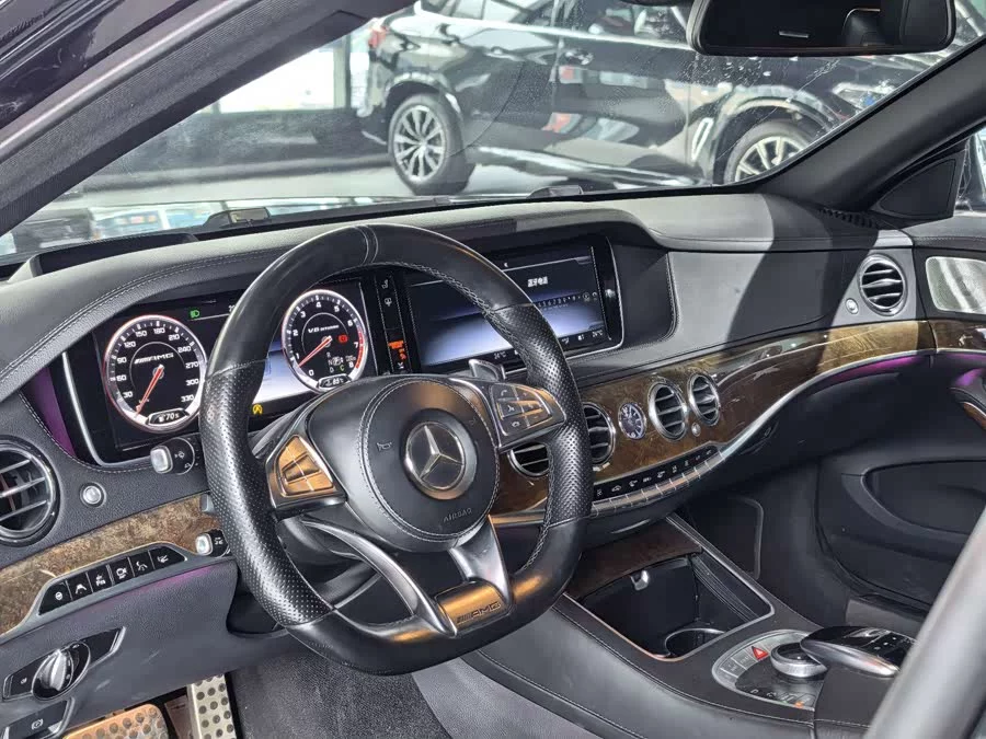Mercedes Benz S-Class AMG