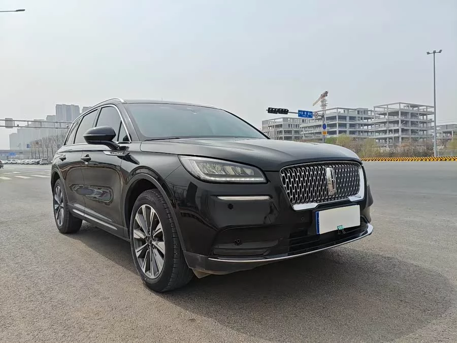 Lincoln Adventurer