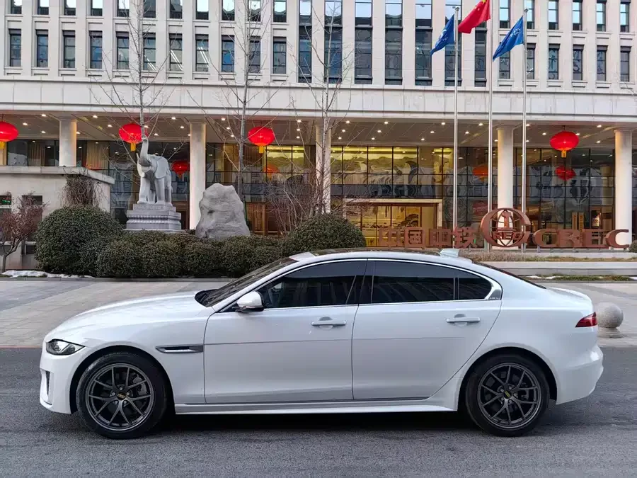 Jaguar XEL
