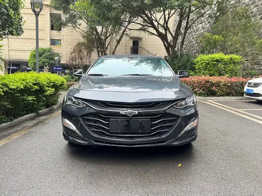 Chevrolet Malibu XL