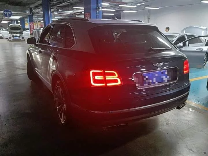 Bentley Bentayga