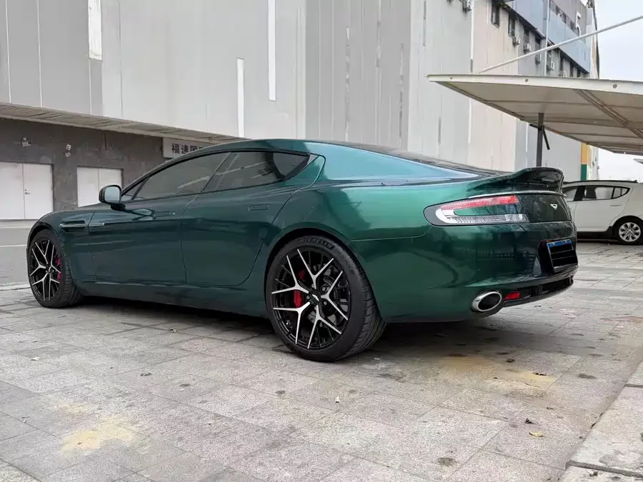 Aston Martin Rapide