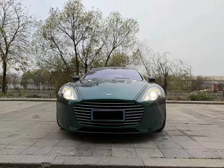 Aston Martin Rapide