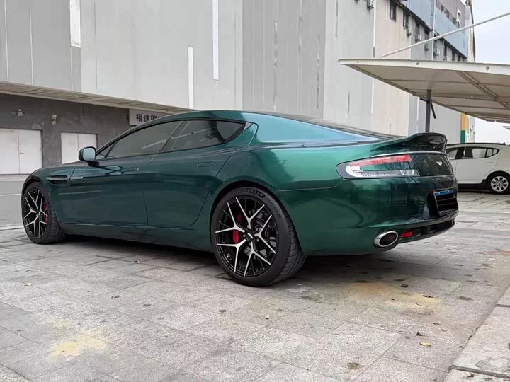 Aston Martin Rapide