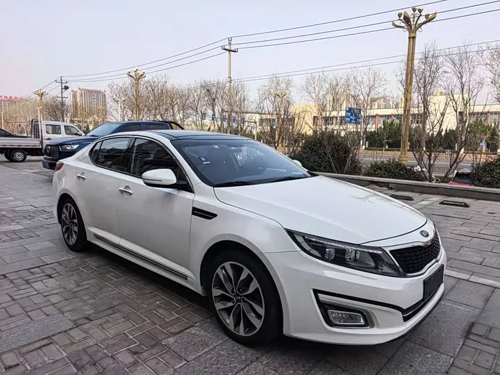 kia K5