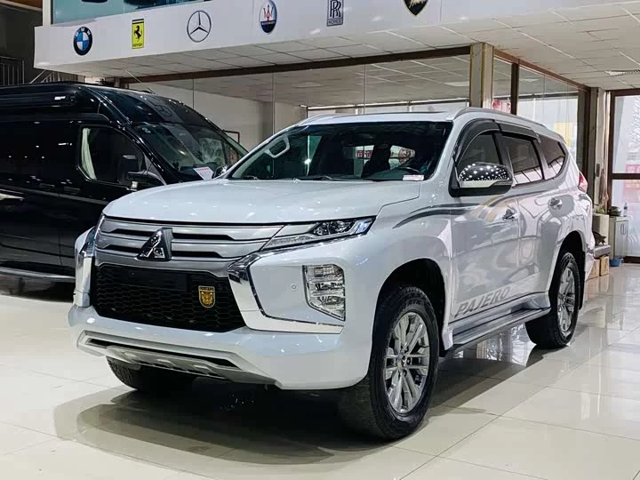 Mitsubishi Pajero Jinchang