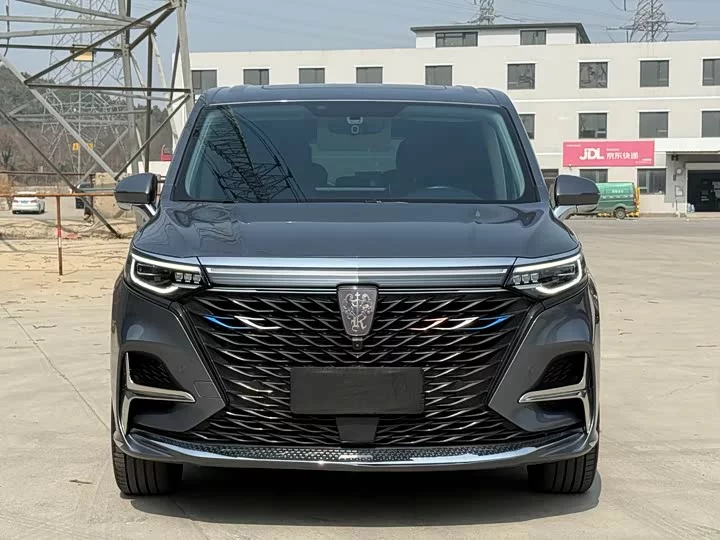 Roewe iMAX8