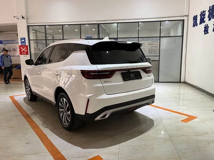 Geely Vision X6