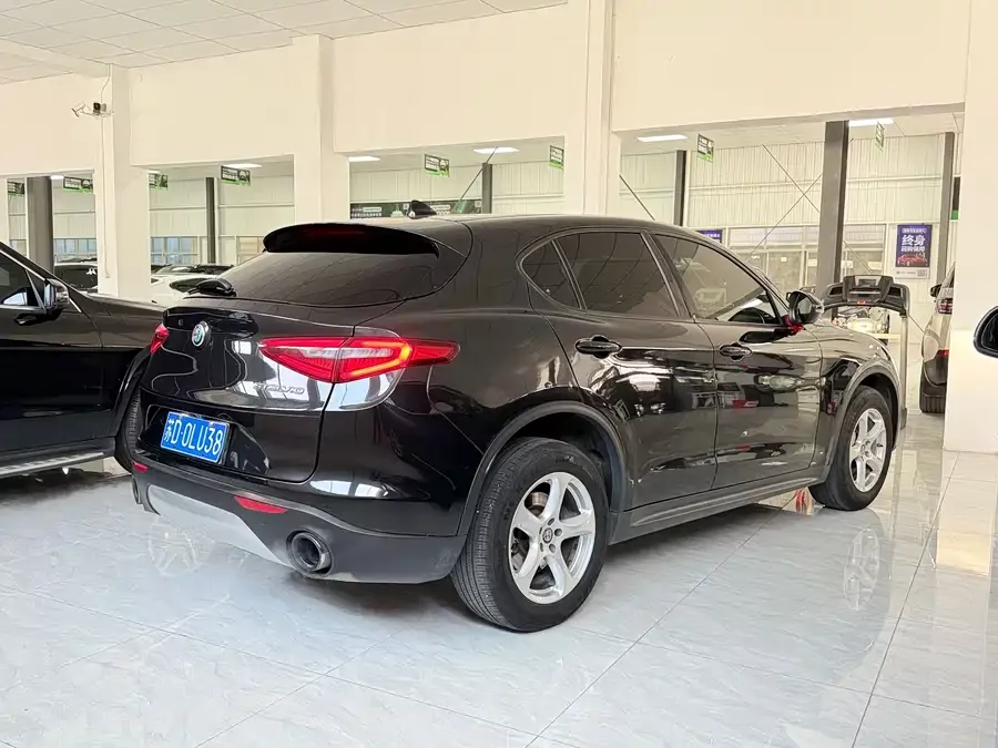 Alfa Romeo Stelvio