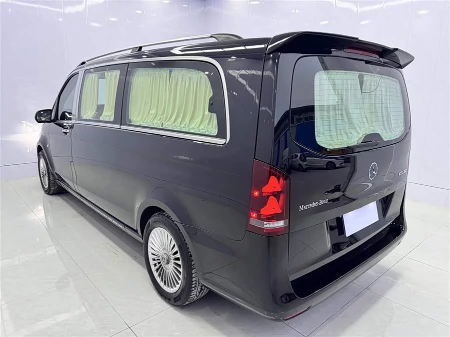 Mercedes Benz Vito