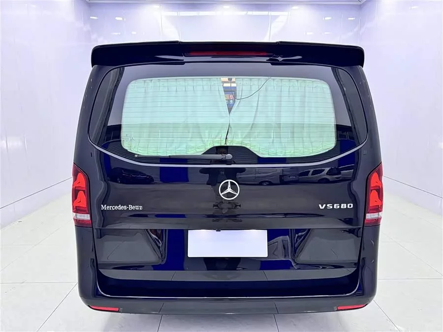 Mercedes Benz Vito