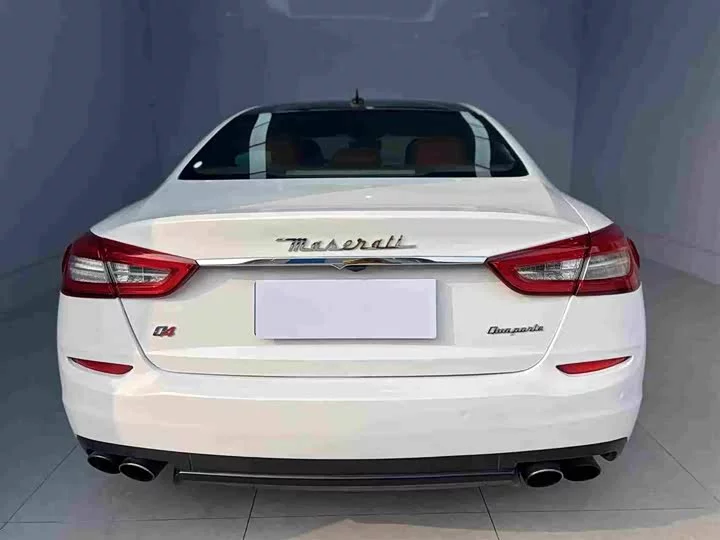 Maserati President