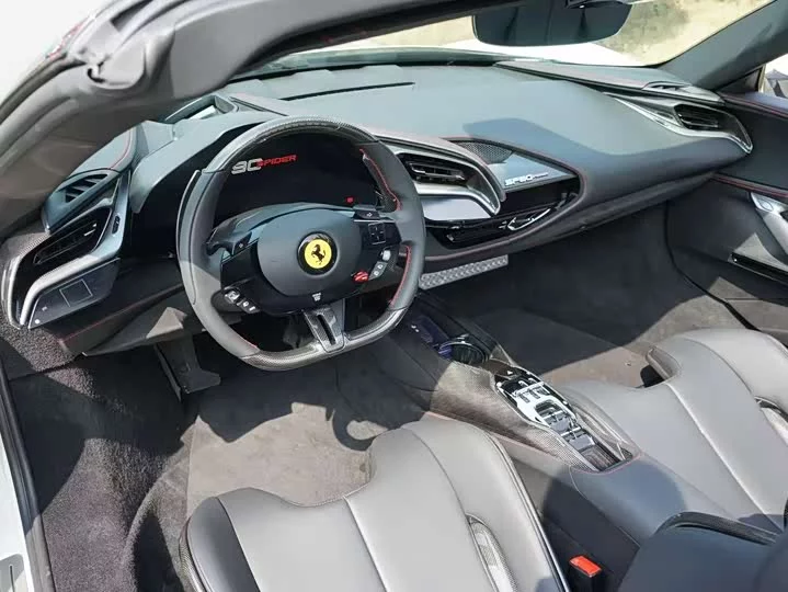 ferrari SF90