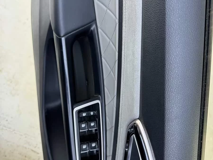 Jetta VS7