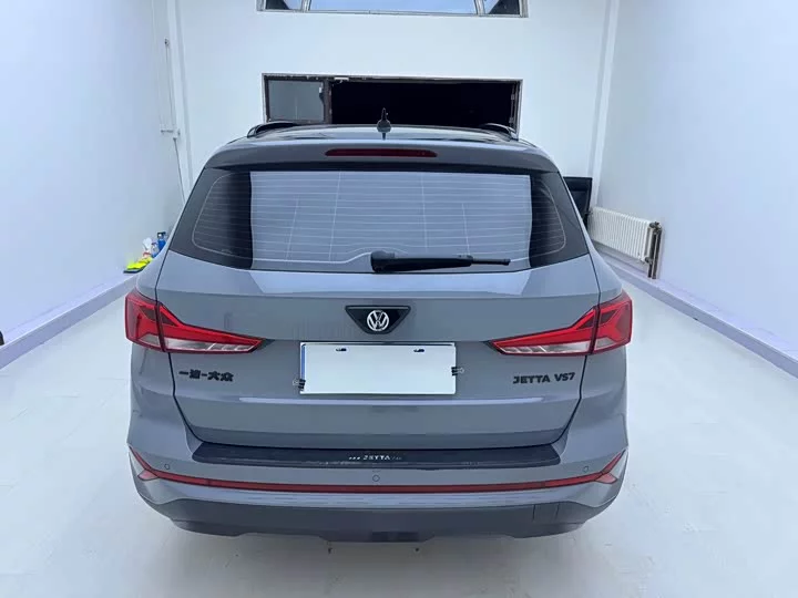 Jetta VS7