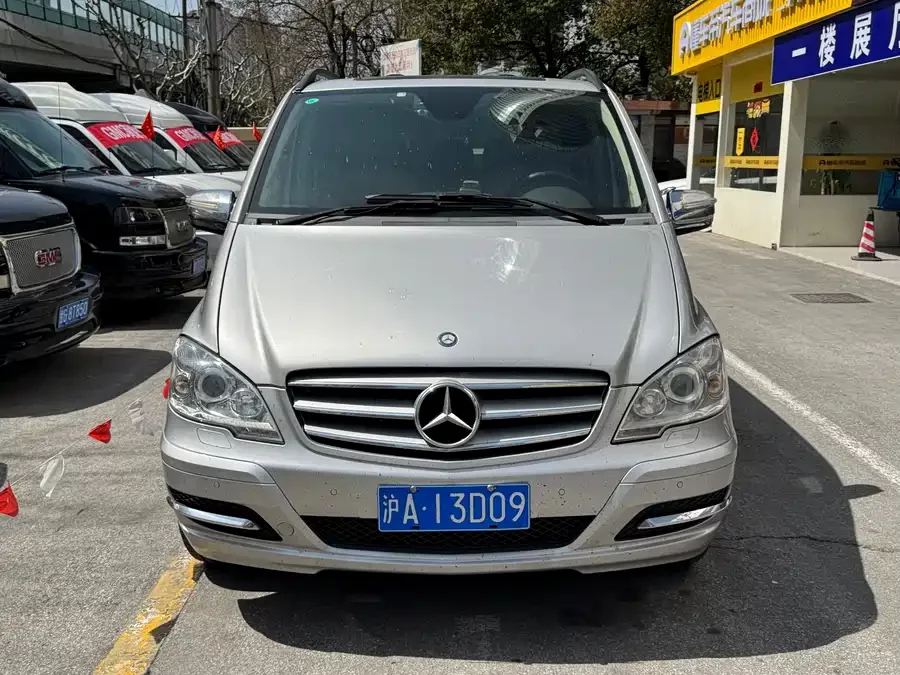 Mercedes Benz Viano