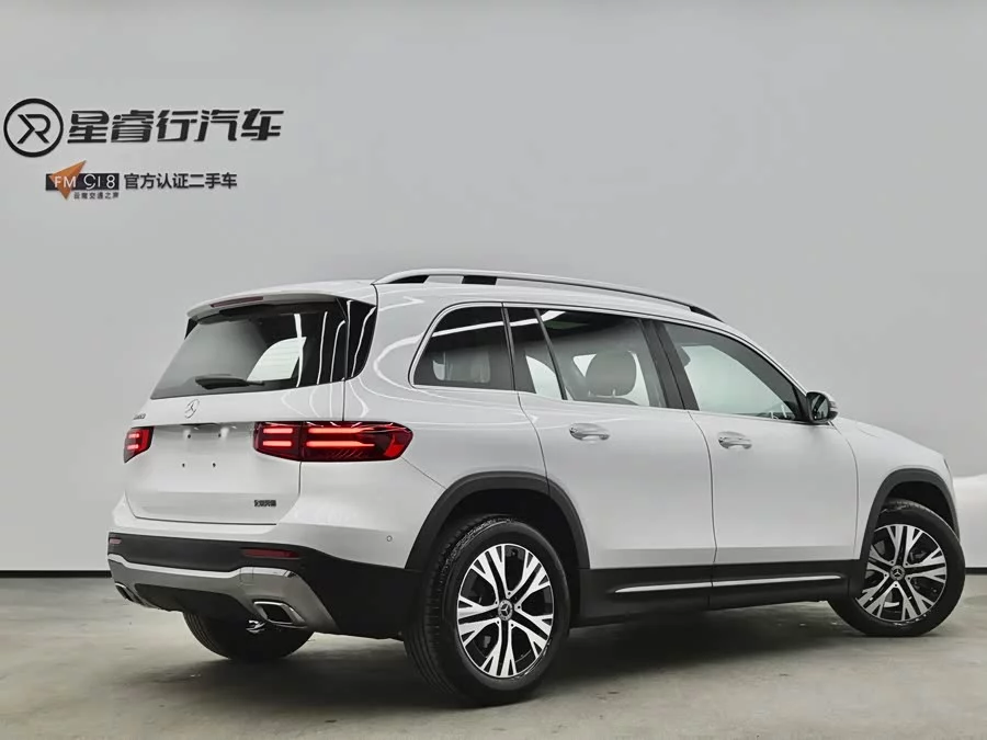 Mercedes Benz GLB