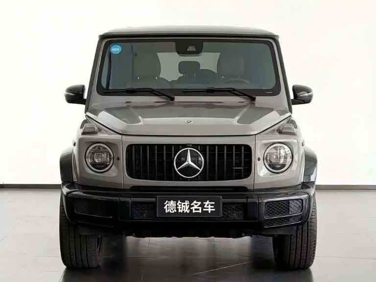 Mercedes Benz G-rated