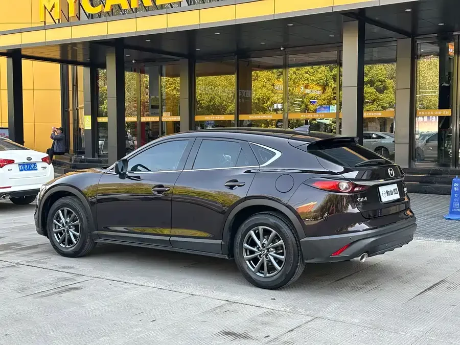 Mazda CX-4