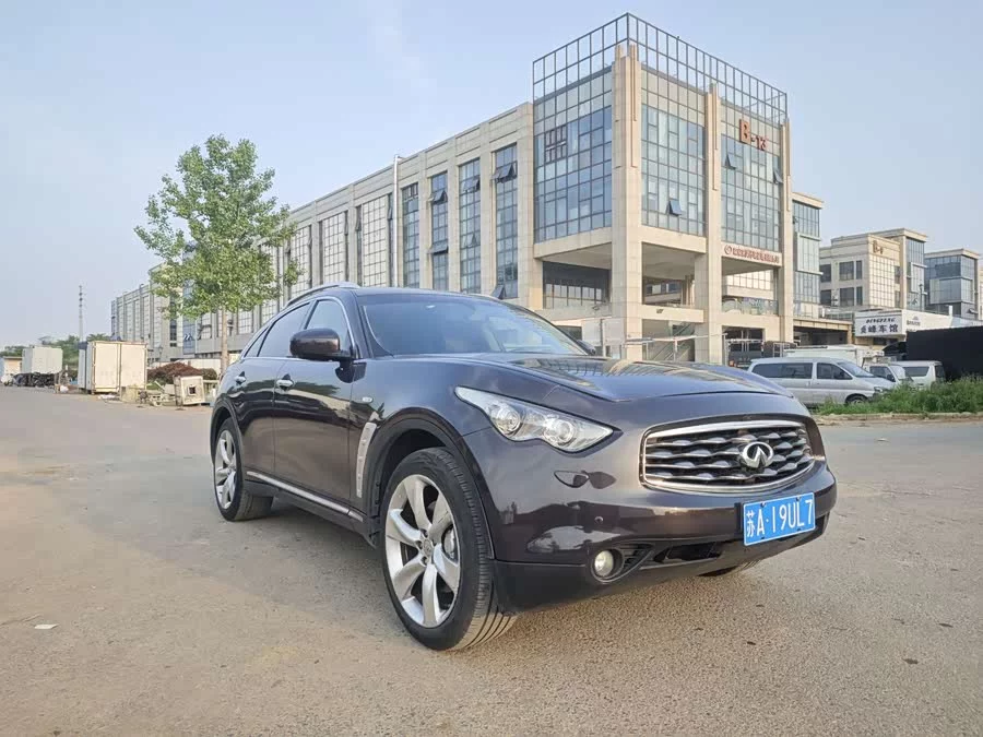 Infiniti FX