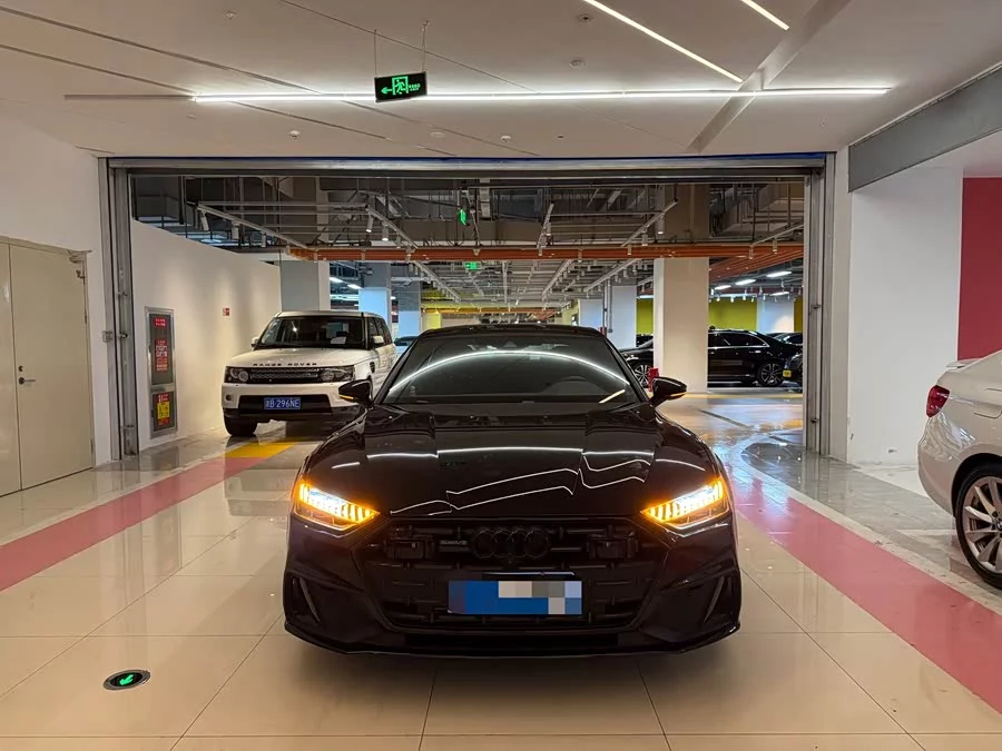 Audi A7L
