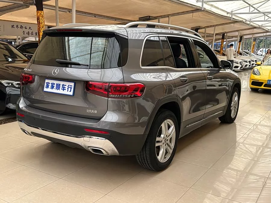 Mercedes Benz GLB