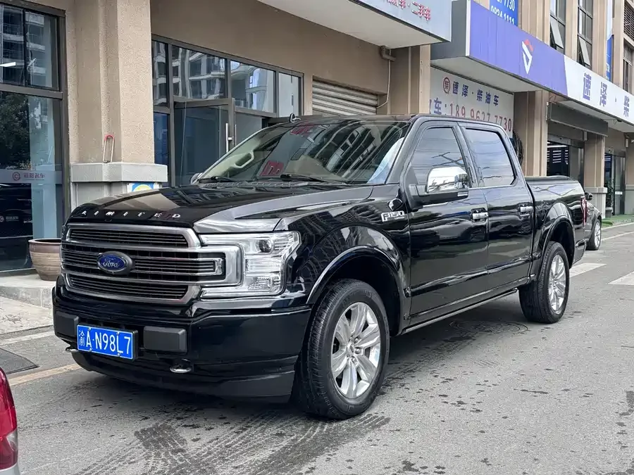 Ford F-150 Raptor