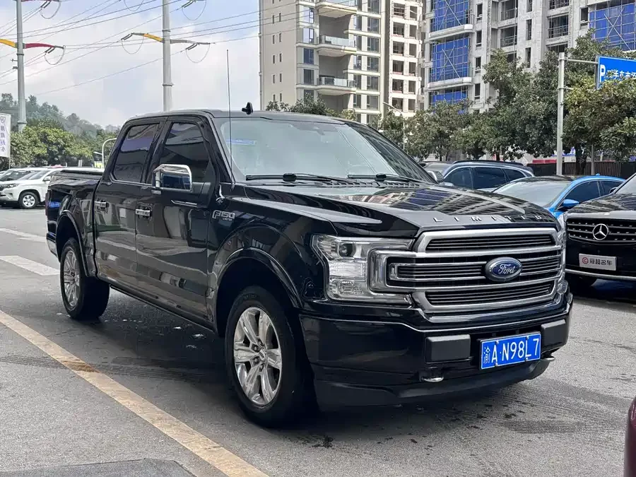 Ford F-150 Raptor