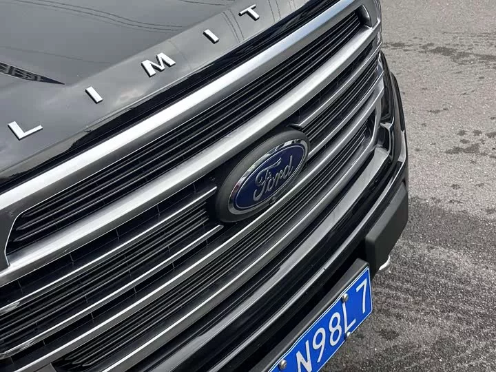 Ford F-150 Raptor