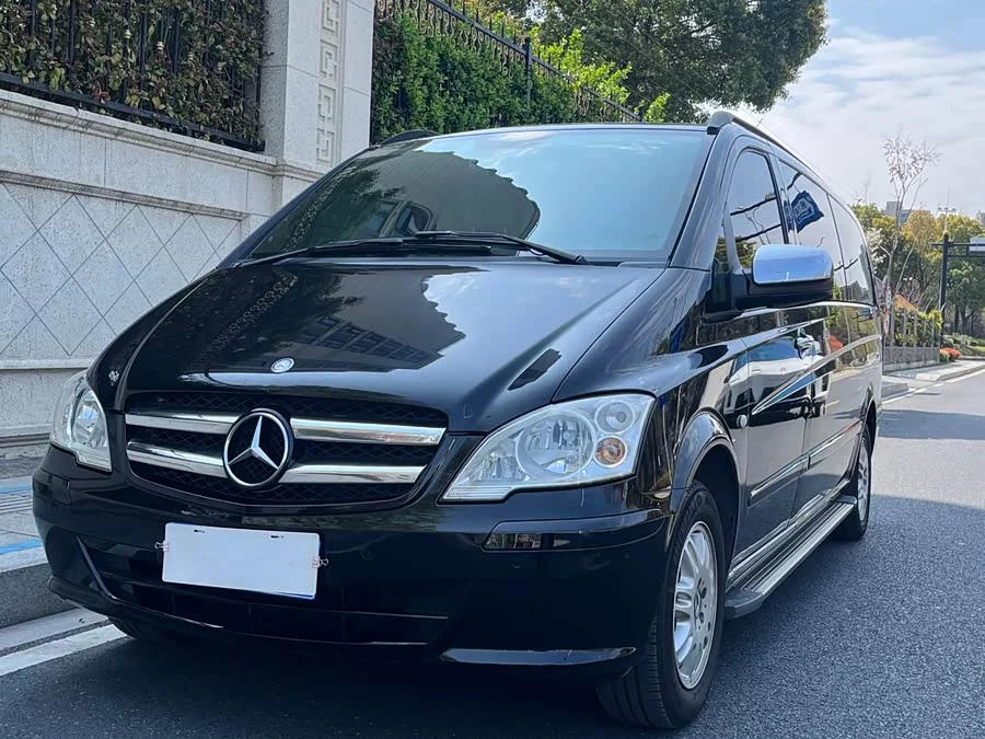 Mercedes Benz Vito
