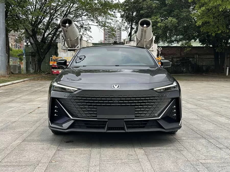 Changan UNI-V
